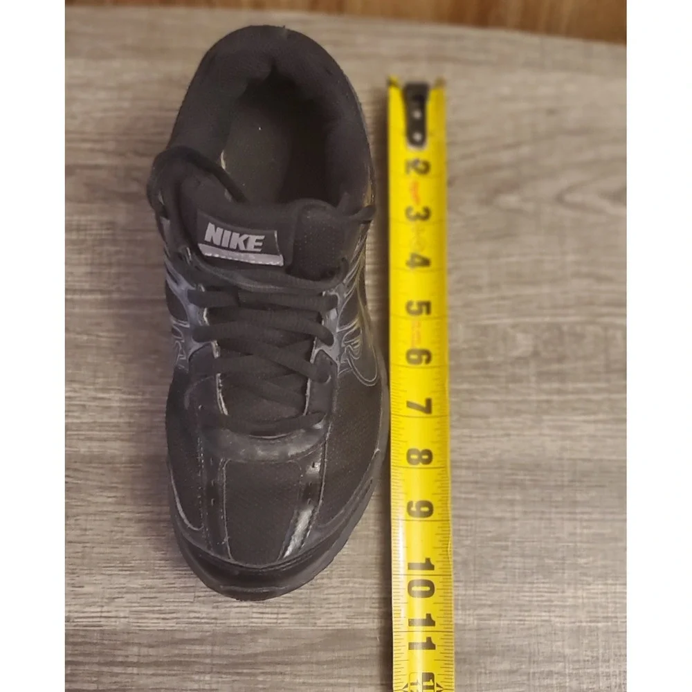 Nike Dart 8‎ Athletic Shoes Womens Size 7.5 Black